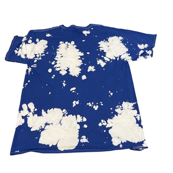 Def Leppard Graphic Print Tee Shirt Size MEDIUM New without tags - Picture 3 of 4